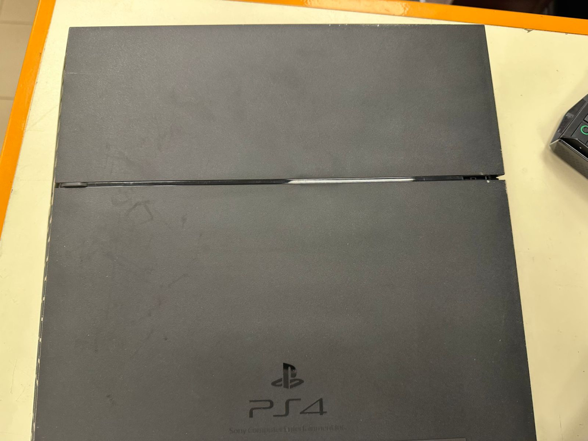 Игровая приставка PlayStation 4 FAT 1Tb