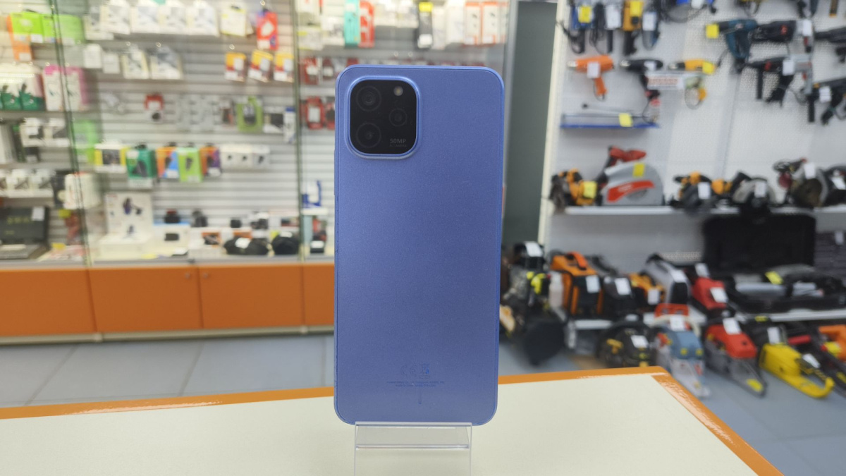 Смартфон Huawei Nova Y61 4/64