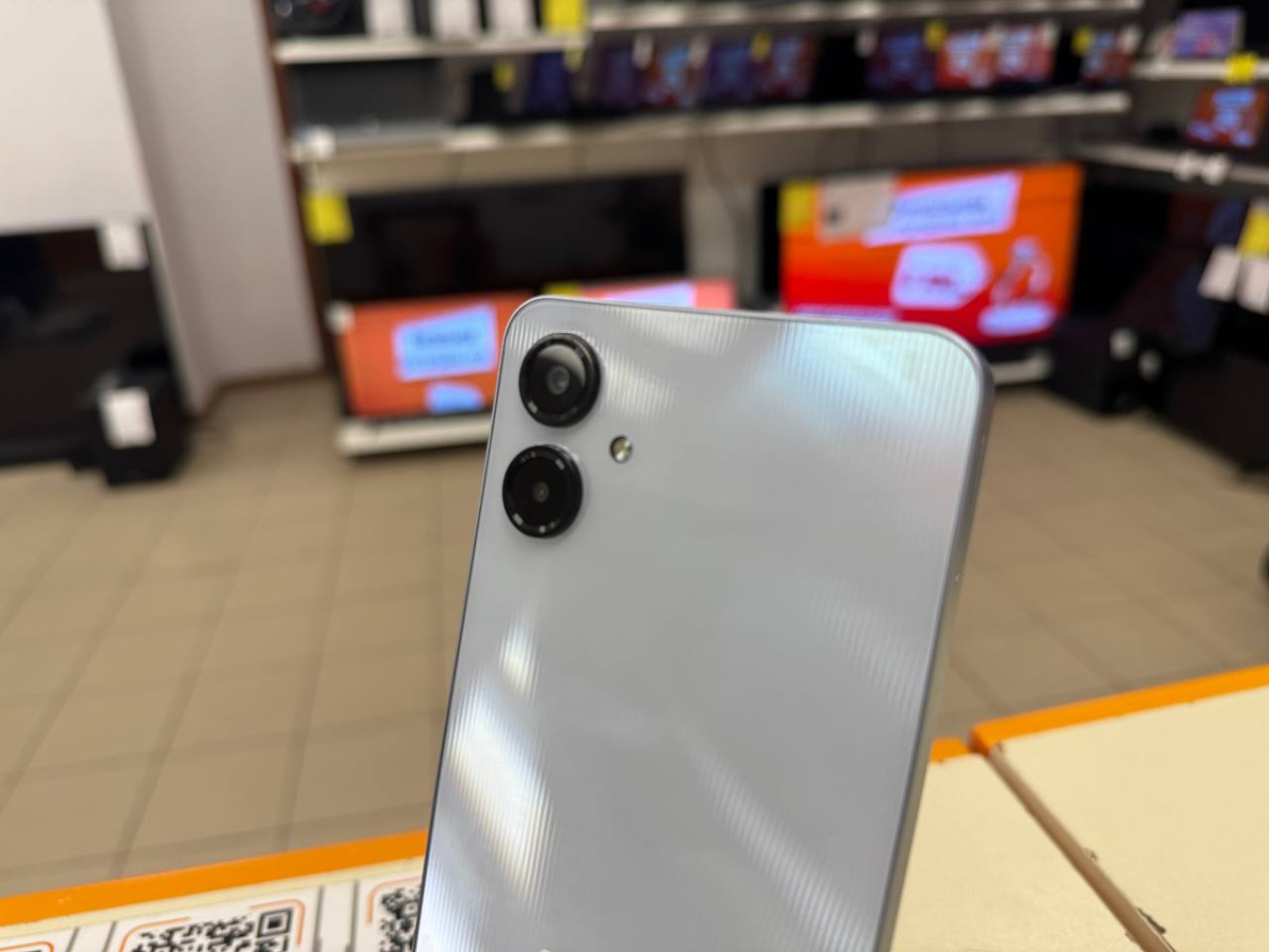 Смартфон Samsung Galaxy A06 4/64
