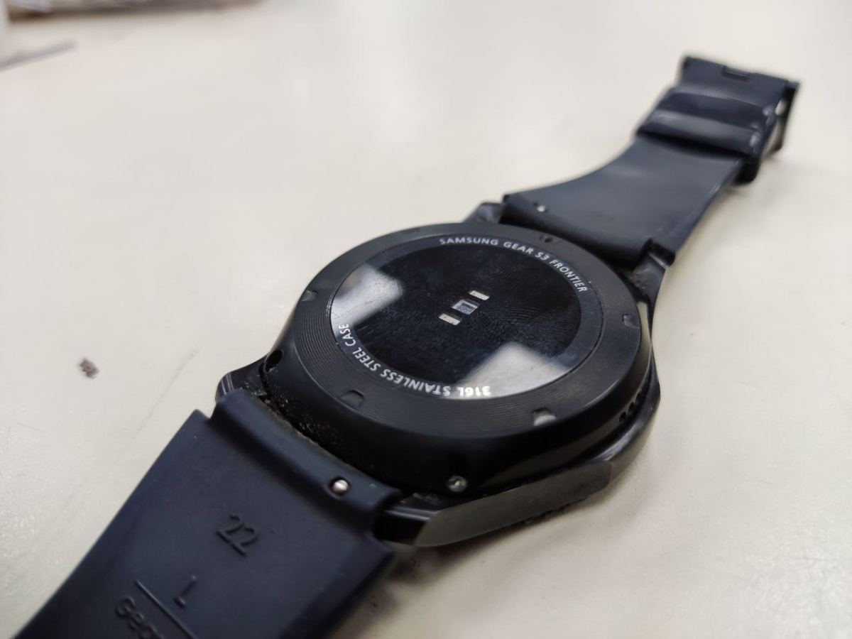 Смарт-часы Samsung Gear S3 Frointer