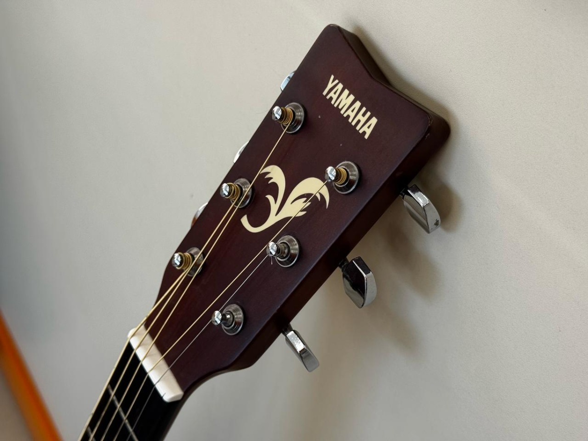 Гитара акустическая Yamaha FG401