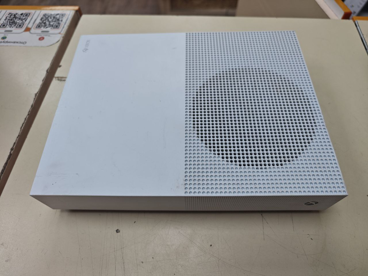 Игровая приставка Xbox One S Digital Edition 500Gb