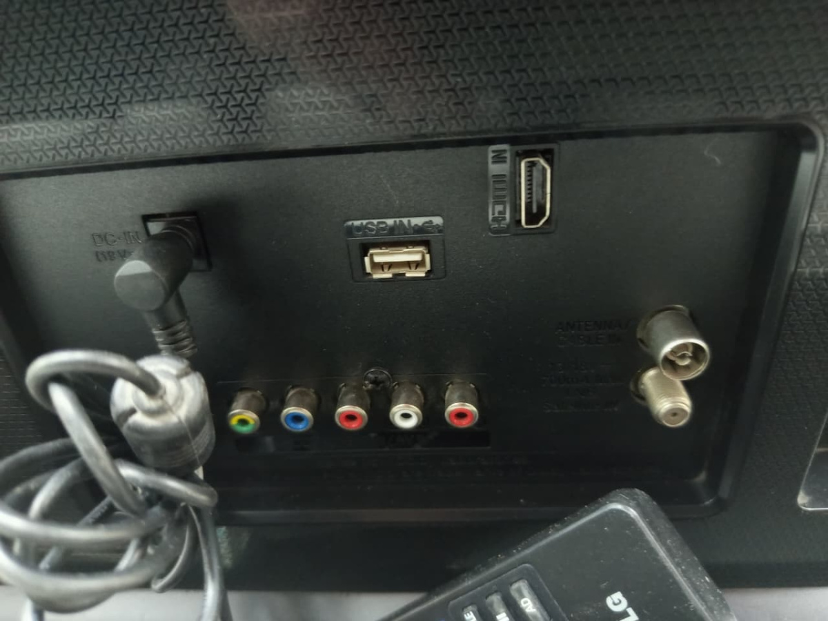 LED Телевизор LG 49LF510V