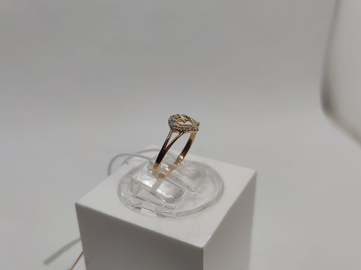 КОЛЬЦО С КАМНЯМИ (Au 585)