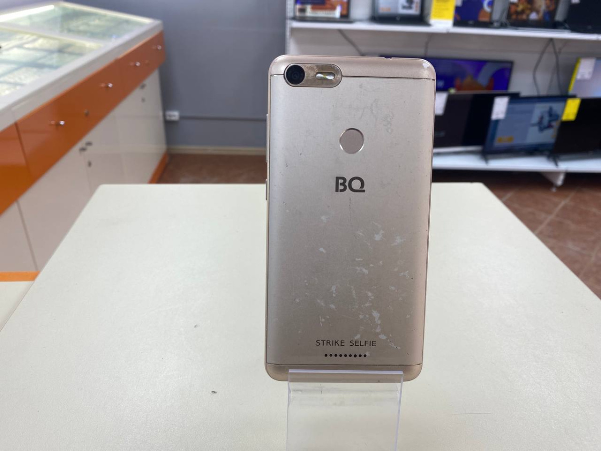 Смартфон BQ 5204