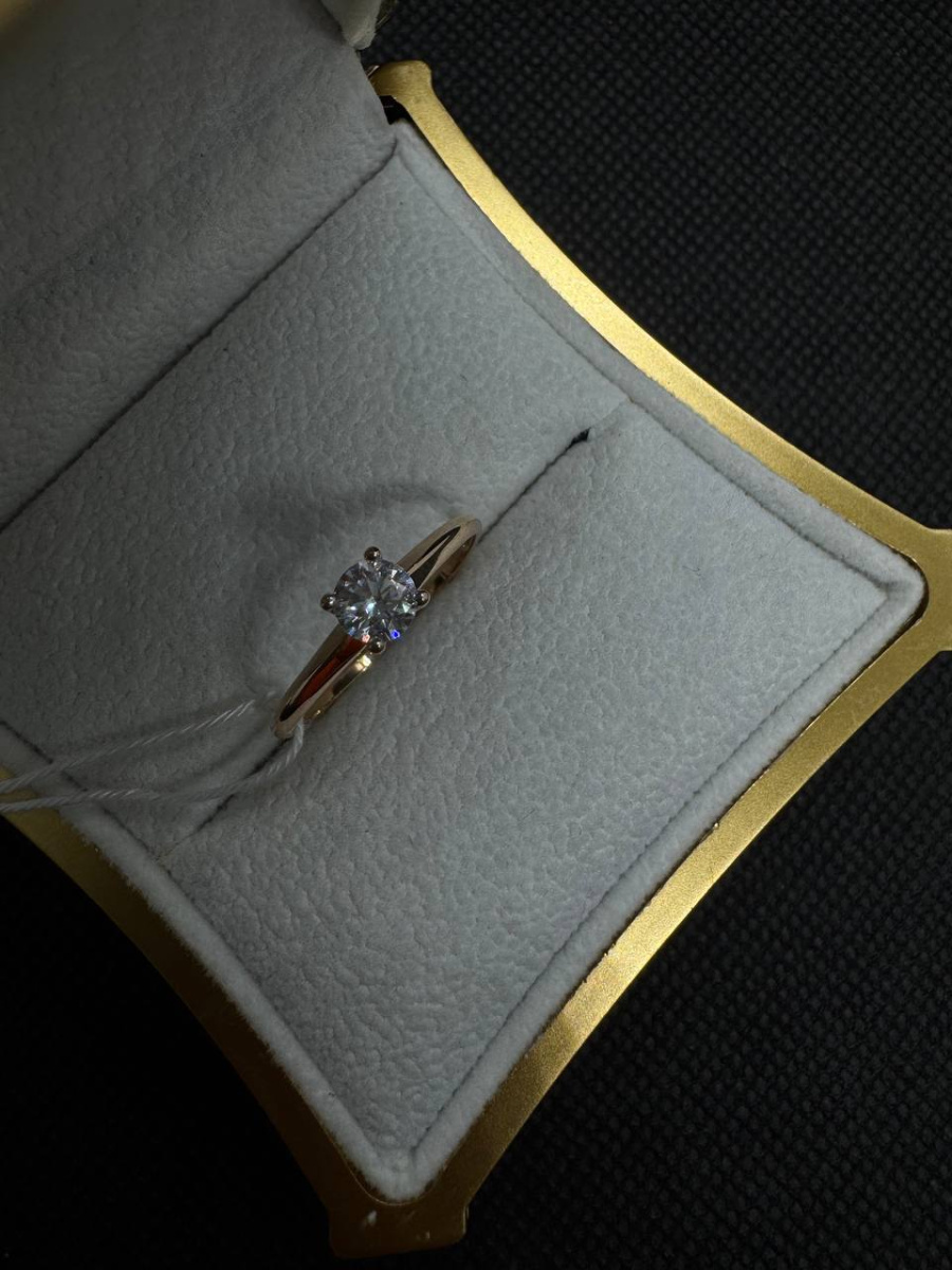 КОЛКМ585 КОЛЬЦО С КАМНЕМ (Au 585)