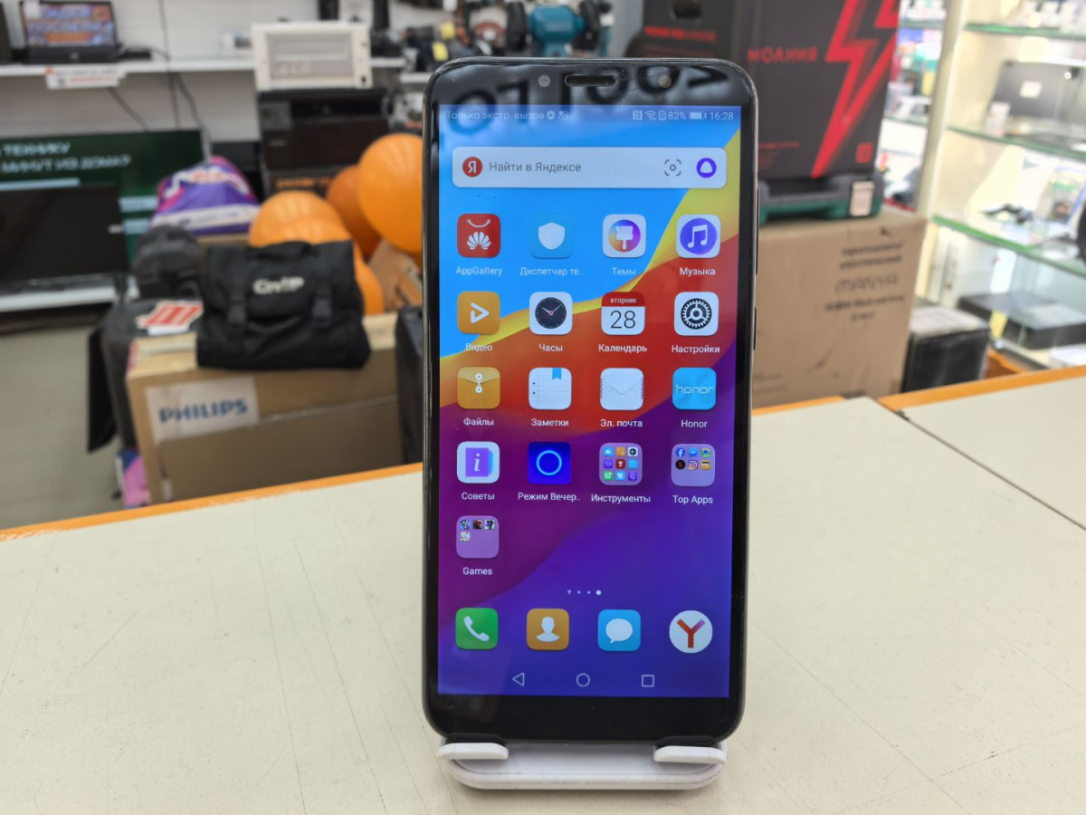 Смартфон Honor 7C 3/32