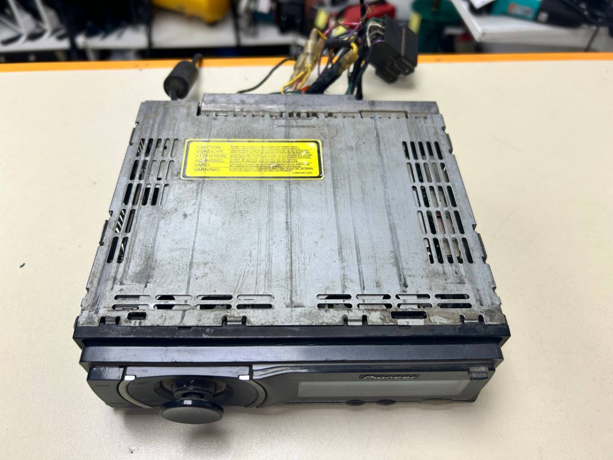 Автомагнитола Pioneer DEH-6000