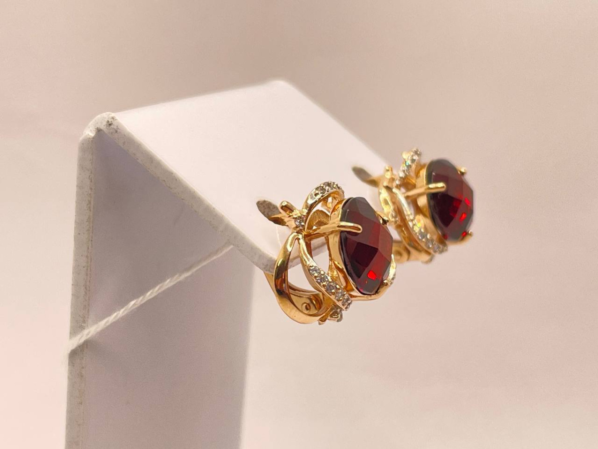 СКМИ585 СЕРЬГИ С КАМНЯМИ (Au 585)