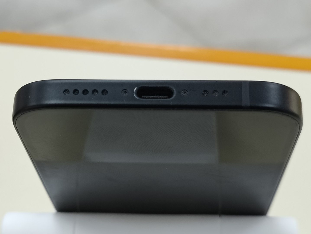 Смартфон Apple Iphone 15 128Gb