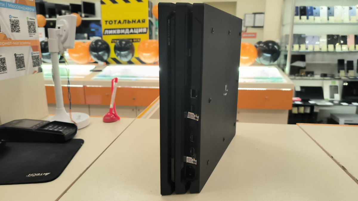 Игровая приставка PlayStation 4 Pro 1Tb