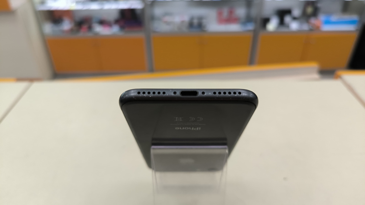 Смартфон Apple iPhone 8 128Gb
