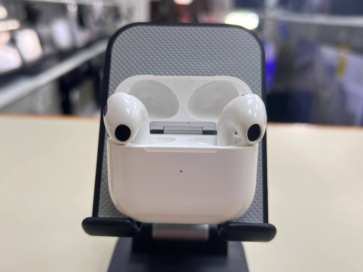 Наушники беспроводные Apple Airpods 3