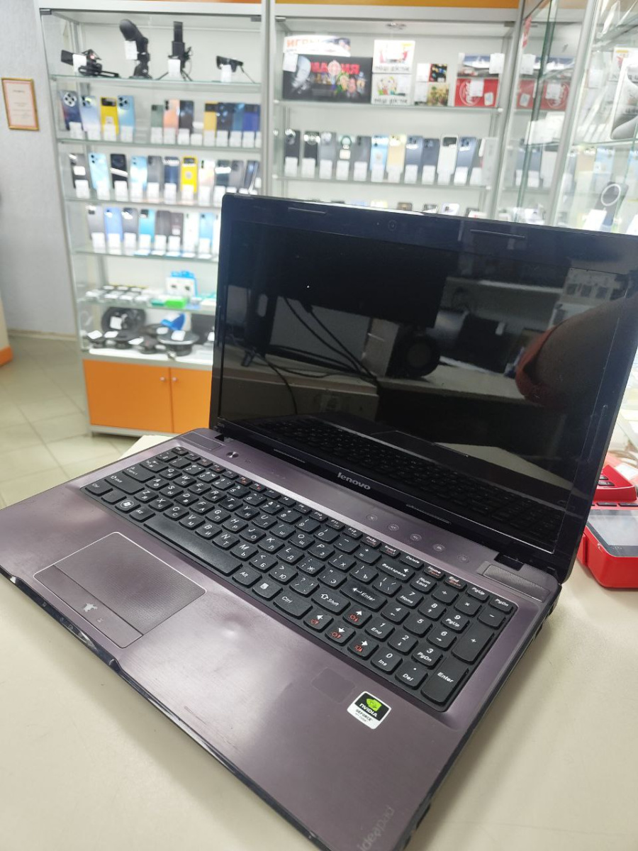 Ноутбук Lenovo; Core i5-2430M, GeForce GT 520M, 6 Гб, 512 GB, Нет