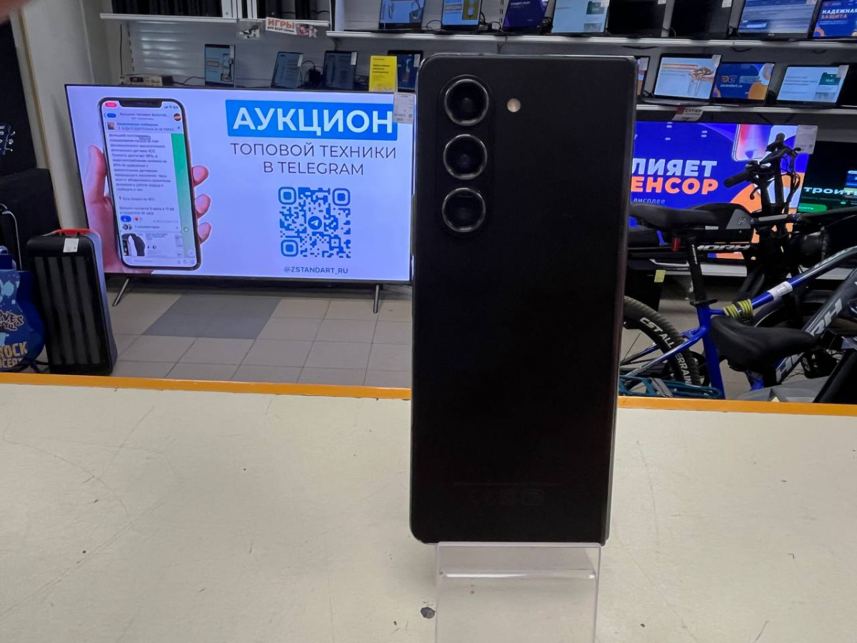 Смартфон Samsung Galaxy Z Fold 5 512Gb