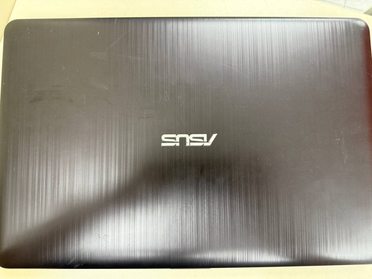 Ноутбук ASUS R540N; Pentium N4200, GeForce 920MX, 4 Гб, 240 Гб, Нет