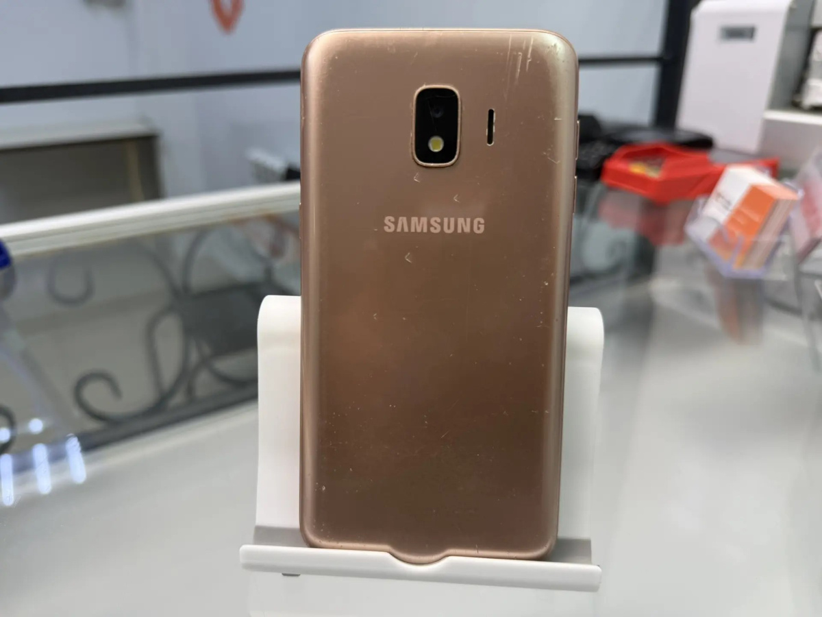 Смартфон Samsung Galaxy J2 Core 1/8