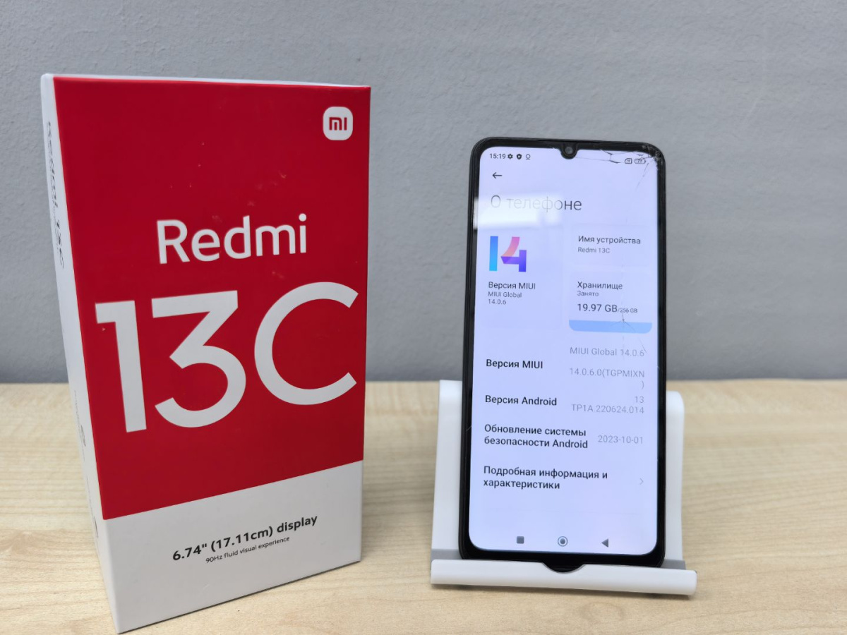 Смартфон Xiaomi Redmi 13C 8/256
