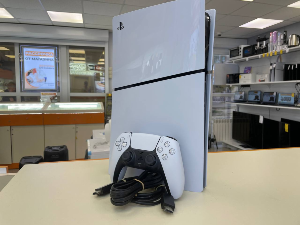 Игровая приставка PlayStation 5 Slim 1TB (С дисководом) Игровая приставка PlayStation 5 Slim 1TB (С дисководом)