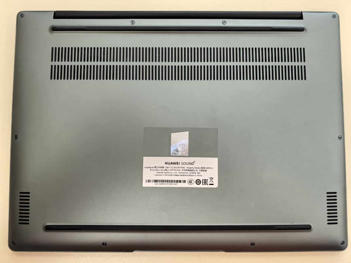 Ноутбук Huawei hkfg-g; I7-13700H, Iris(R) Xe Graphics, 16 Гб, 1 Tb, Нет