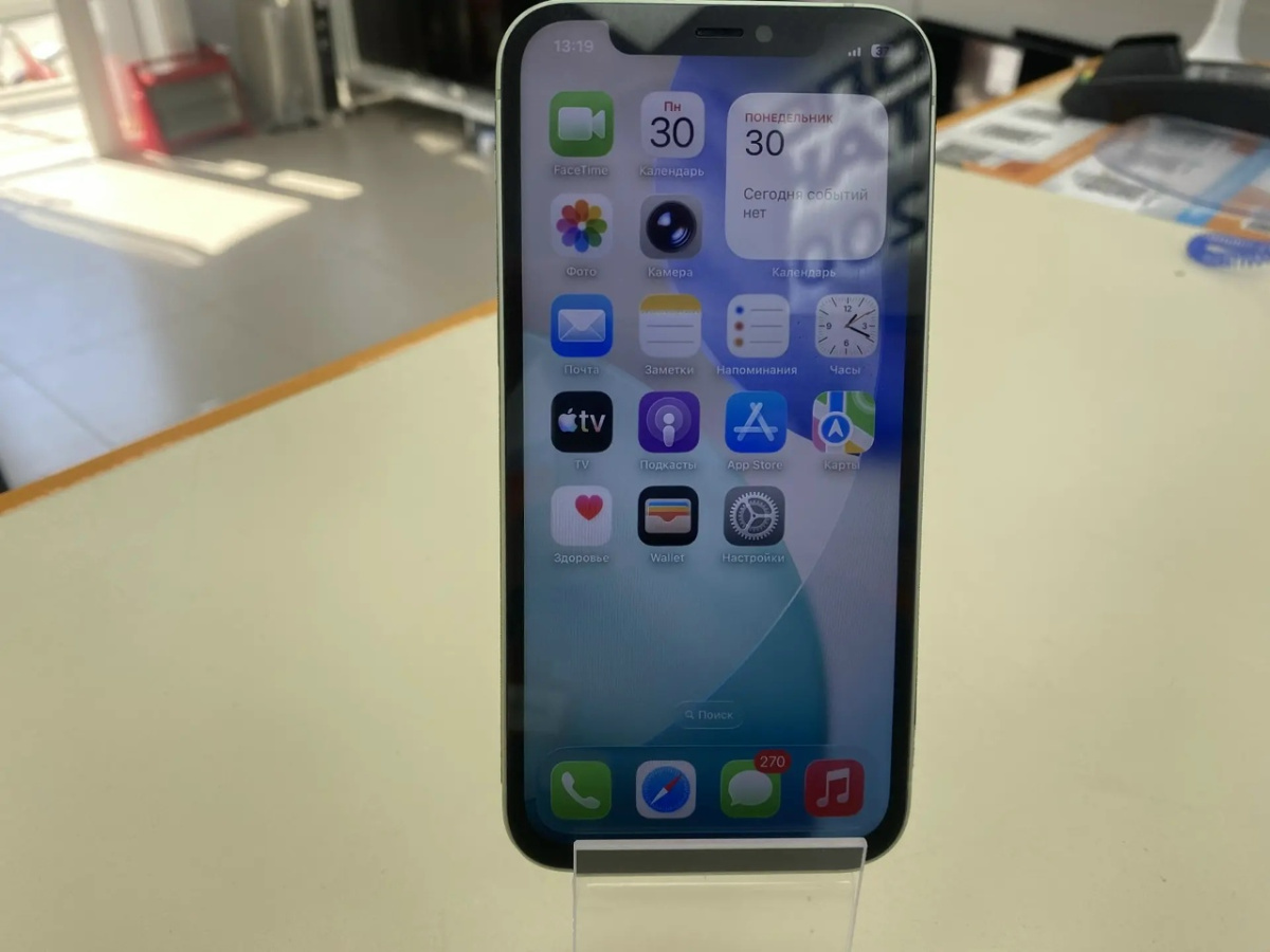 Смартфон Apple iPhone 12 64Gb