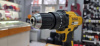 Шуруповерт Dewalt 18V XR;
