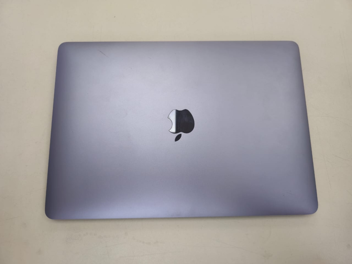 Ноутбук Apple air m1 2020/8gb/256ssd;