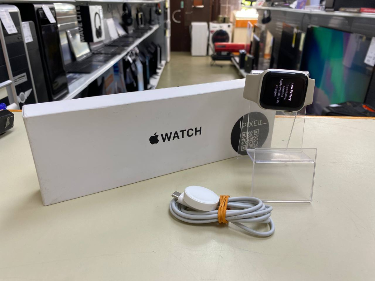 Смарт-часы Apple Watch SE 2022 40mm