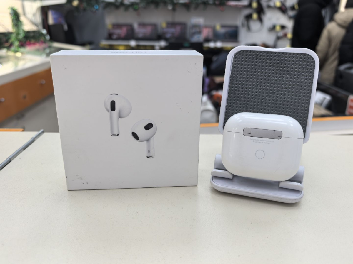 Наушники беспроводные Apple AirPods 3 Lightning