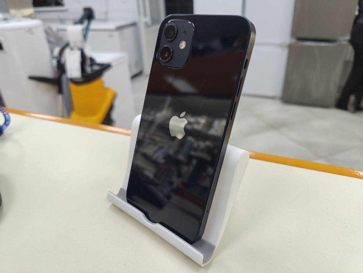 Смартфон Apple iPhone 12 128Gb