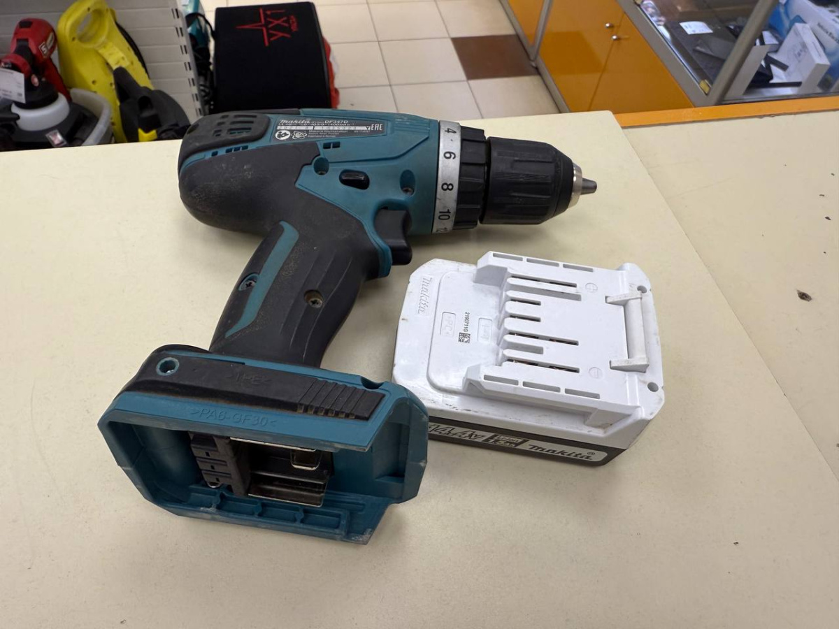 Шуруповерт Makita DF347D