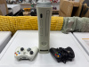 Игровая приставка Xbox 360;