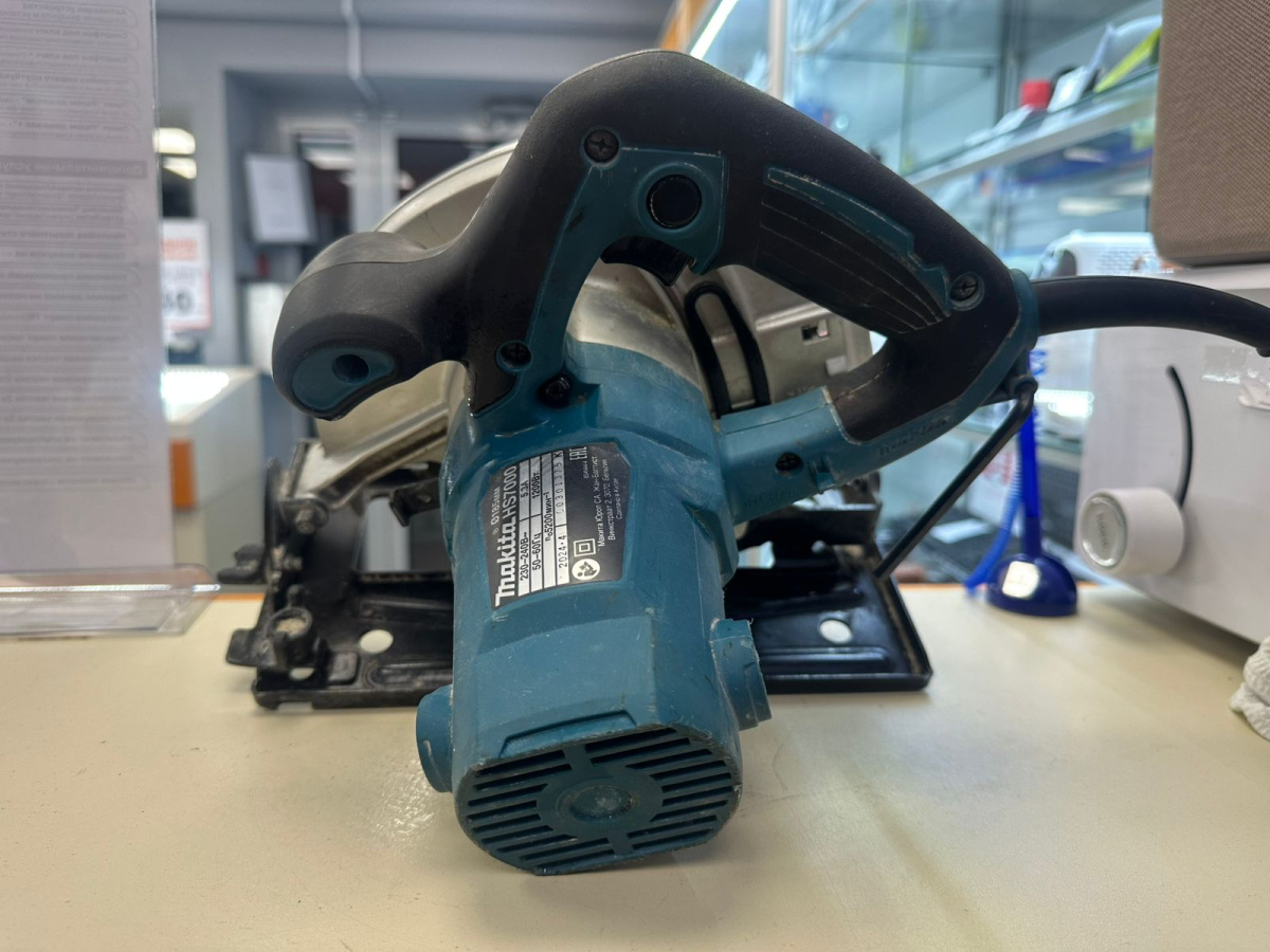 Дисковая пила Makita HS7000