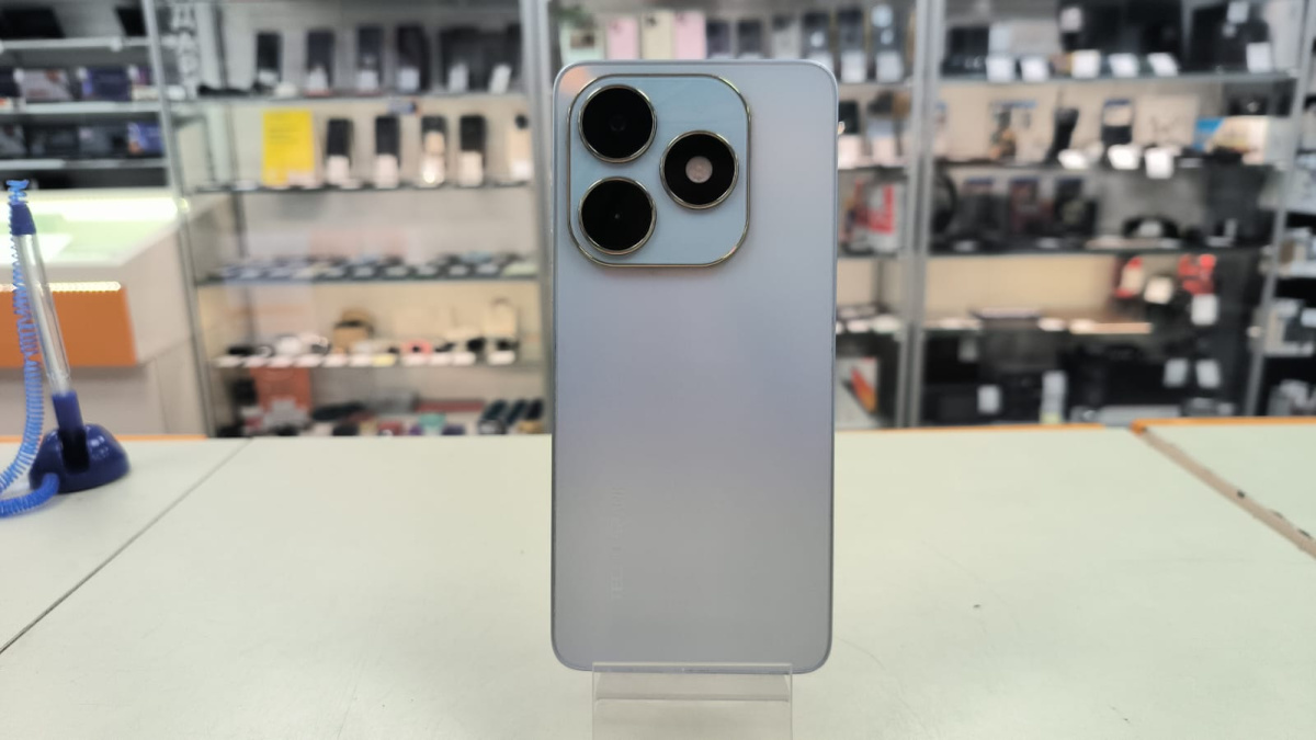 Смартфон Tecno Spark 20 8/256