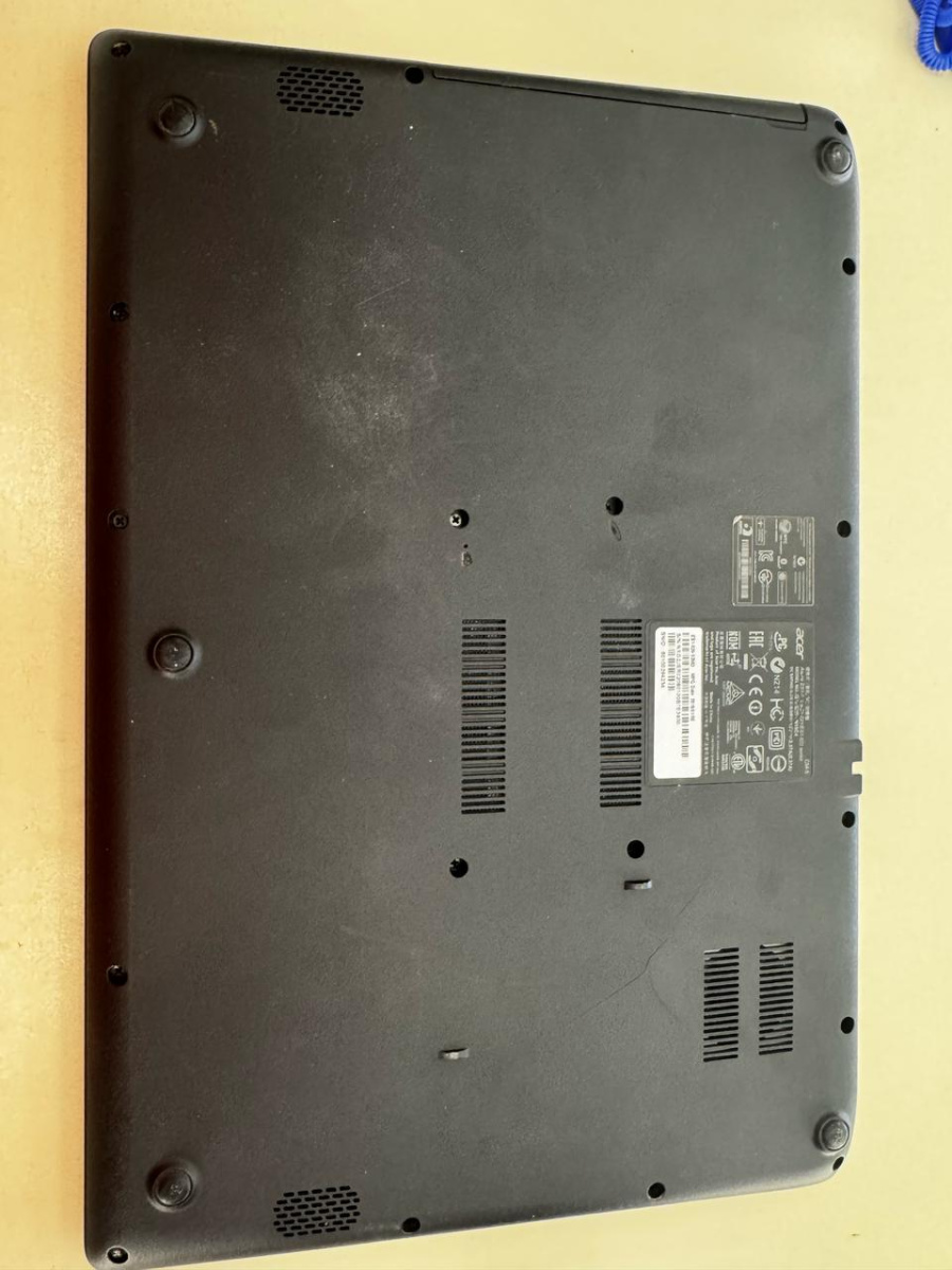 Ноутбук Acer; A4-5000, HD Graphics, 6 Гб, 250 Гб, Нет