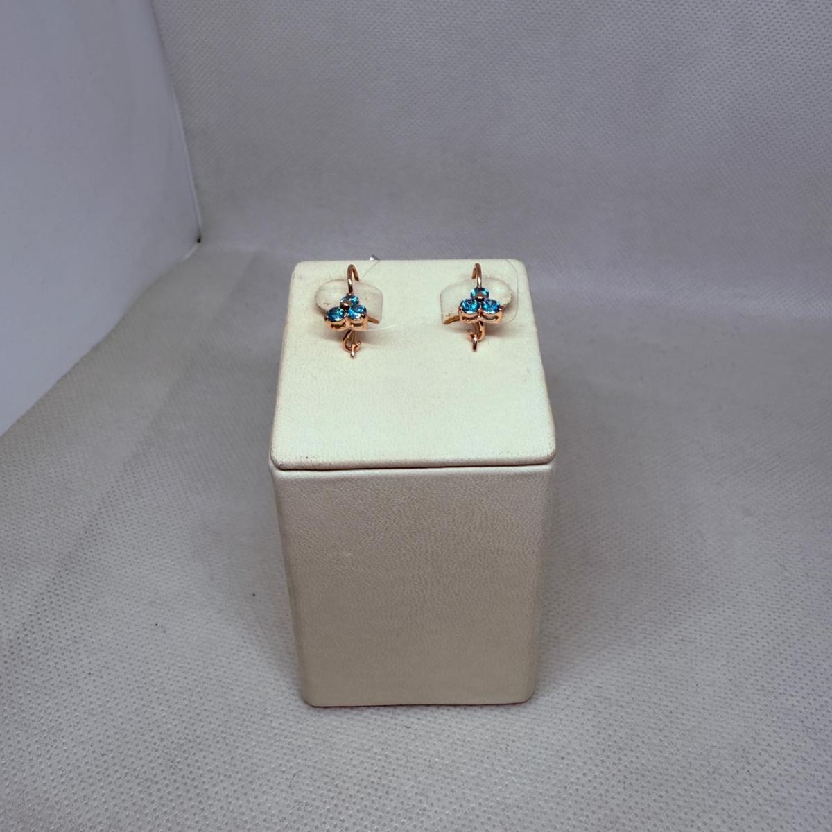 СЕРЬГИ ПЕТЕЛЬКА с камнями (Au 585)