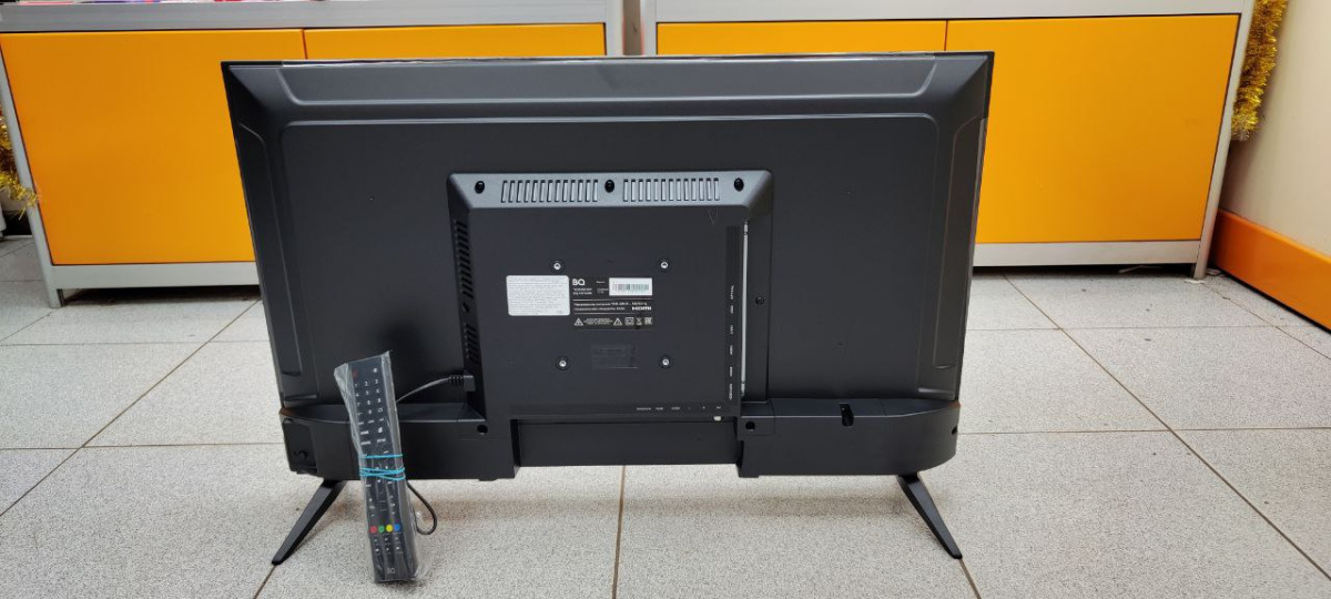 LED Телевизор BQ 32FS01B