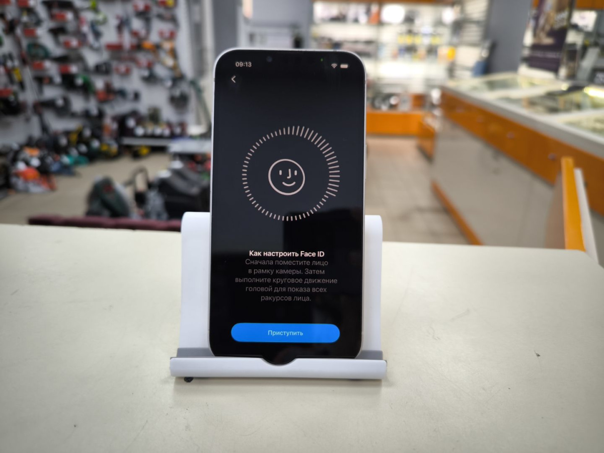 Смартфон Apple iPhone 13 128Gb