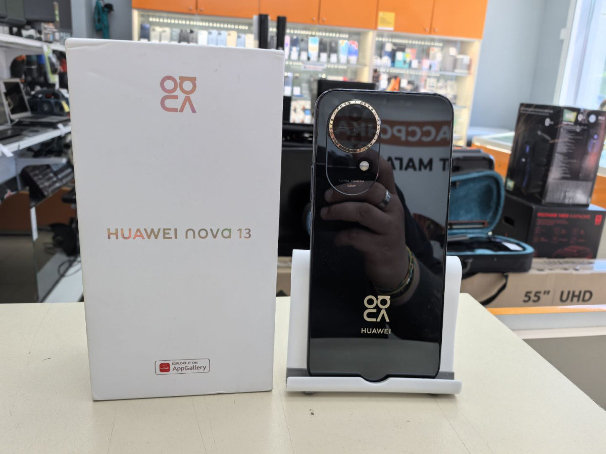 Смартфон Huawei Nova 13 12/256