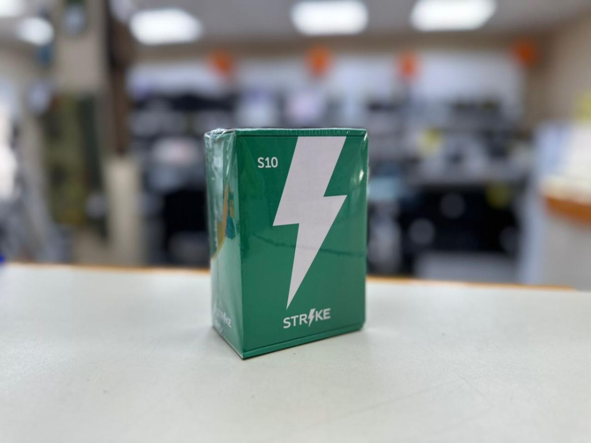 Мобильный телефон Strike S10