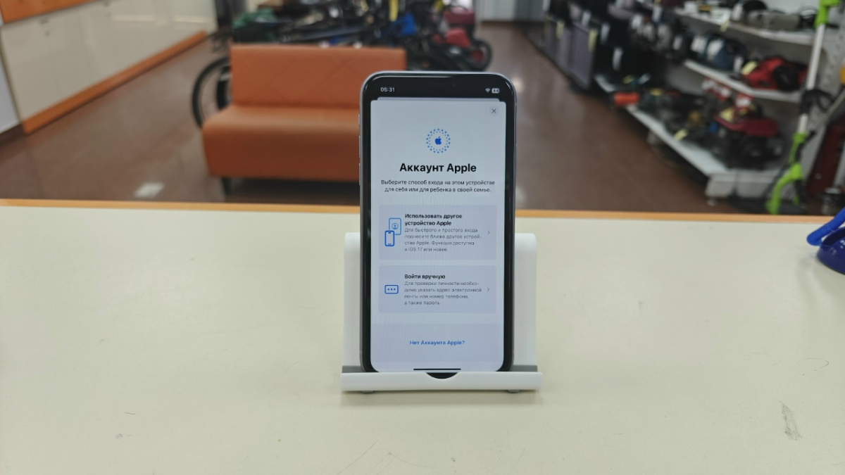 Смартфон Apple iPhone 11 64Gb
