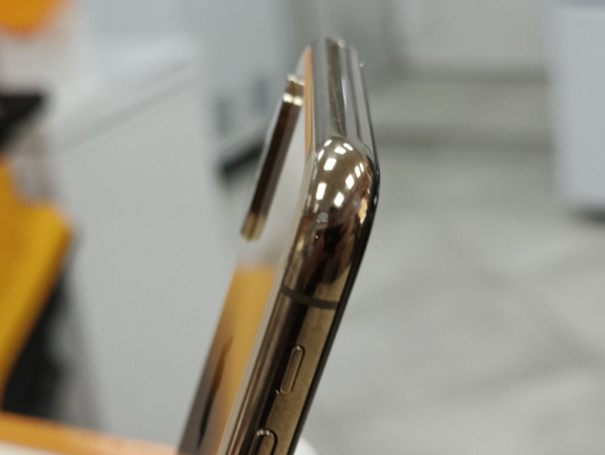 Смартфон Apple iPhone Xs 64Gb