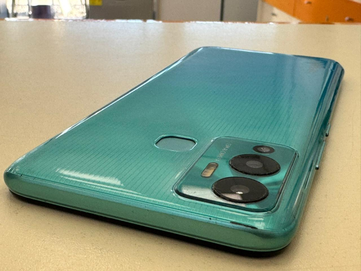 Смартфон Infinix HOT 12 PLAY 4/64