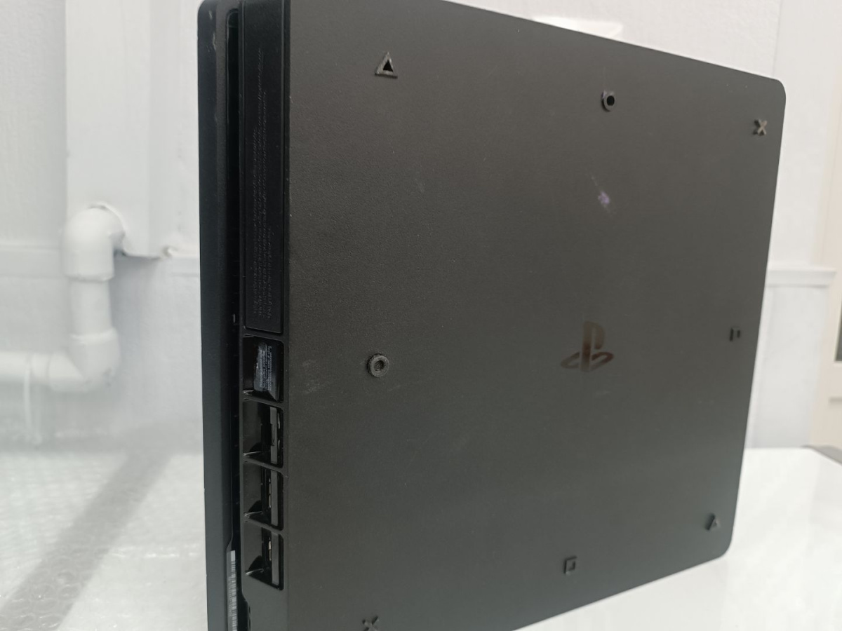 Игровая приставка PlayStation 4 Slim 500GB