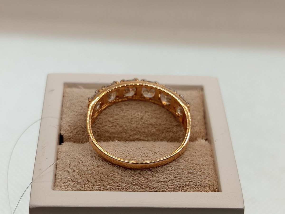 КОЛЬЦО С КАМНЯМИ (Au 585)