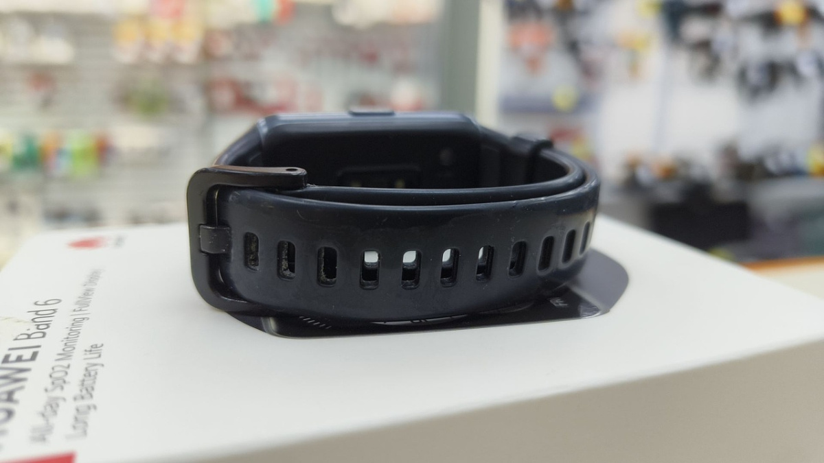Смарт-часы Honor Band 6