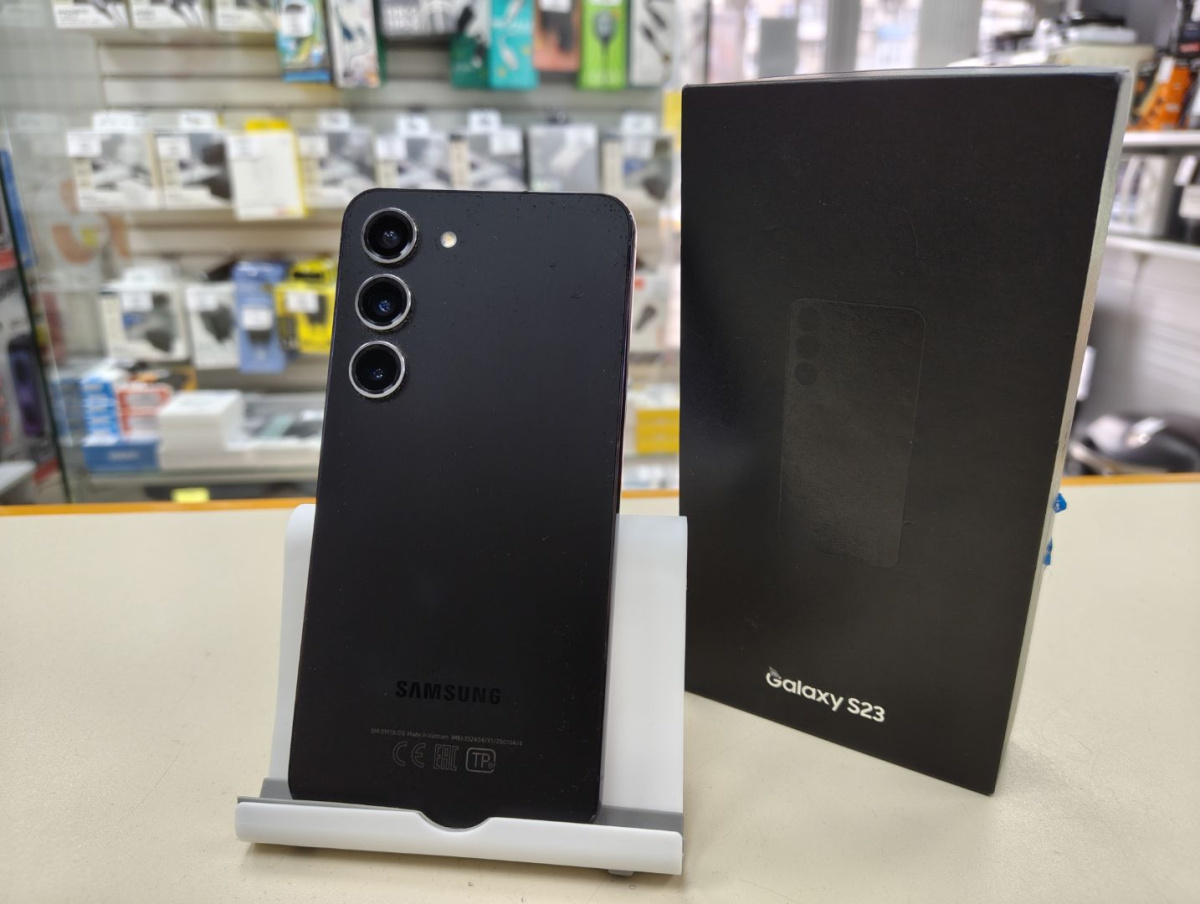 Смартфон Samsung Galaxy S23 8/128