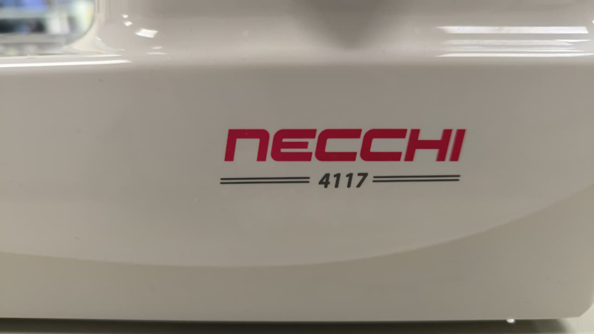 Швейная машина Necchi 4117