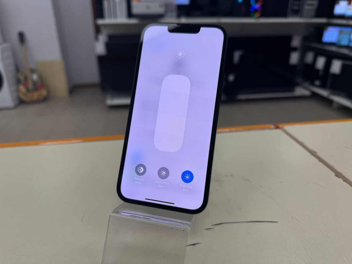 Смартфон Apple iPhone 13 128Gb