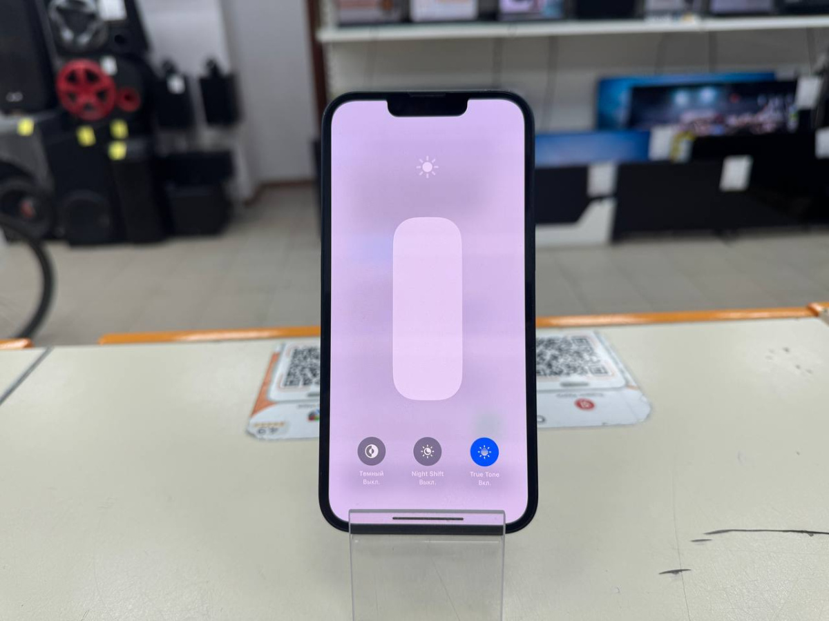 Смартфон Apple iPhone 13 128Gb